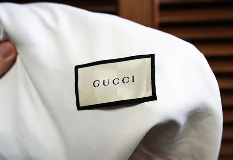 gucci logo top fake|authentic gucci tag.